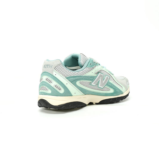 New Balance 204L Shoes