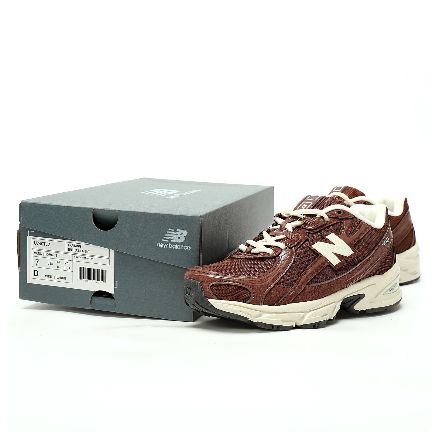 New Balance 740 Retro Sneakers