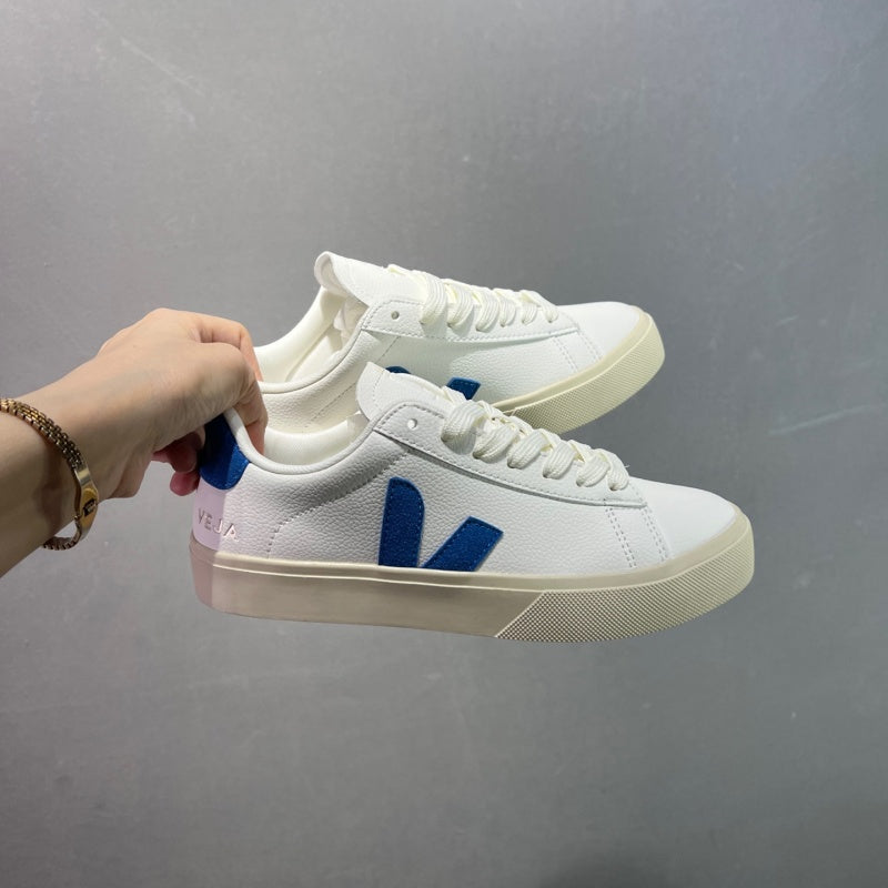 VEJA Esplar Sneakers