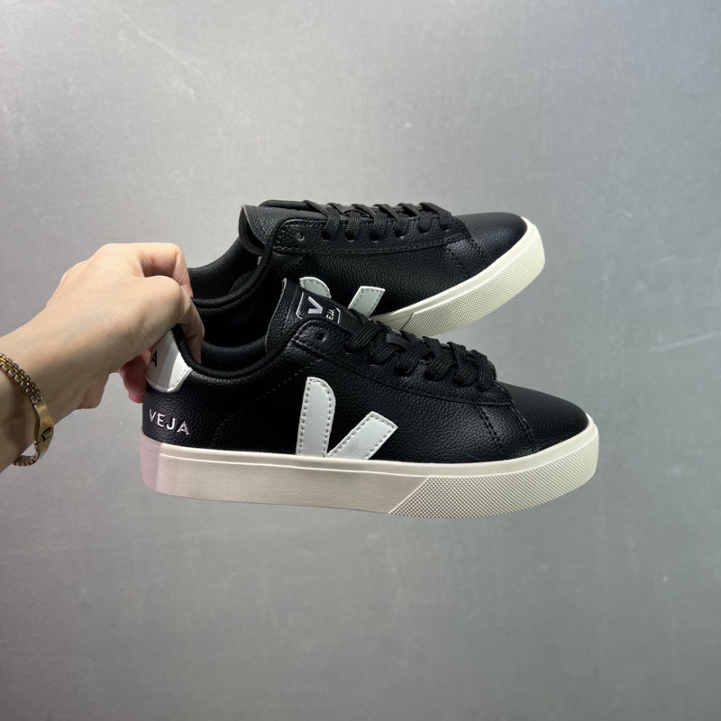 VEJA Esplar Sneakers