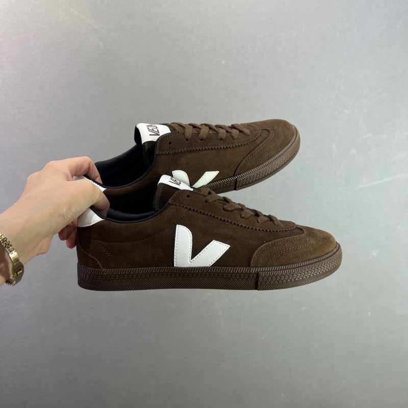 VEJA Leather Extra Sneakers