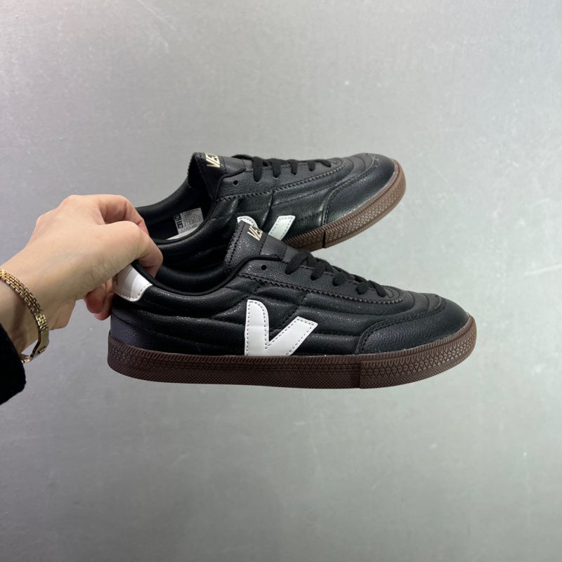 VEJA Leather Extra Sneakers