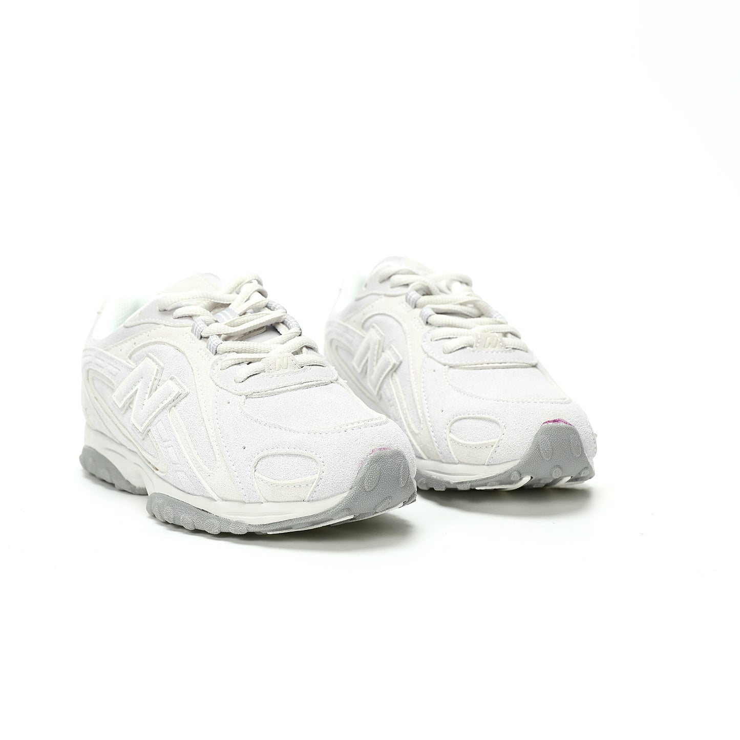 New Balance 204L Shoes