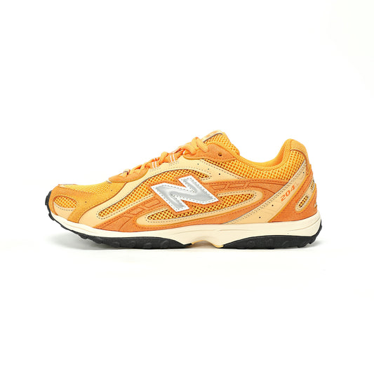 New Balance 204L Shoes