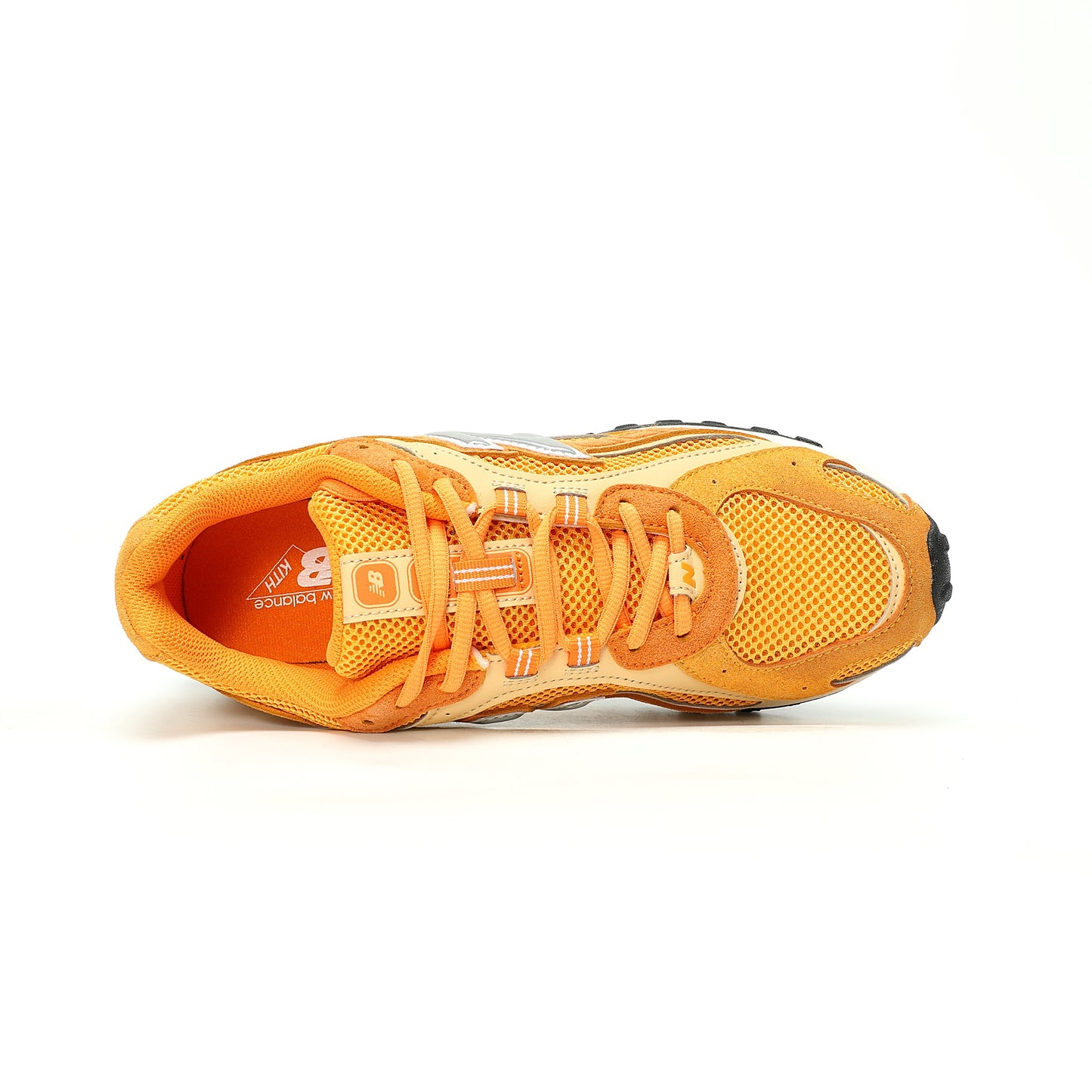 New Balance 204L Shoes