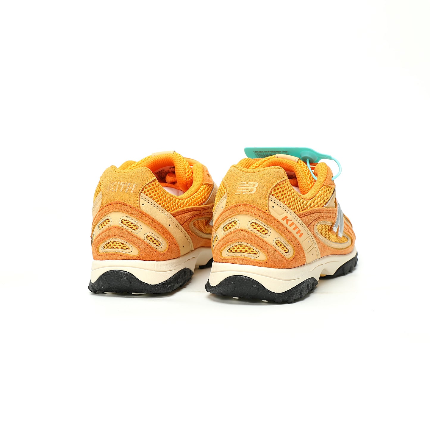 New Balance 204L Shoes