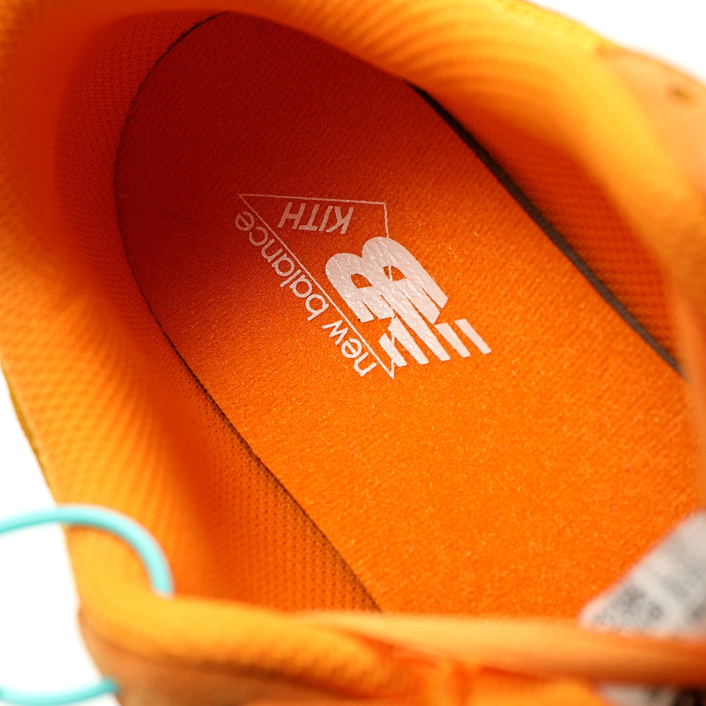 New Balance 204L Shoes