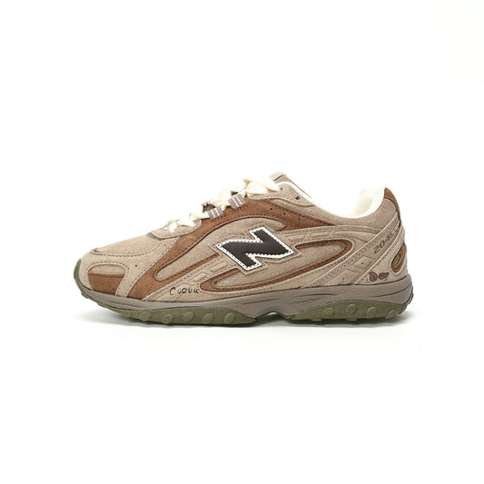 New Balance 204L Shoes
