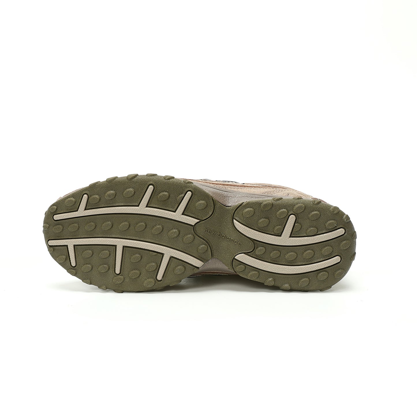 New Balance 204L Shoes