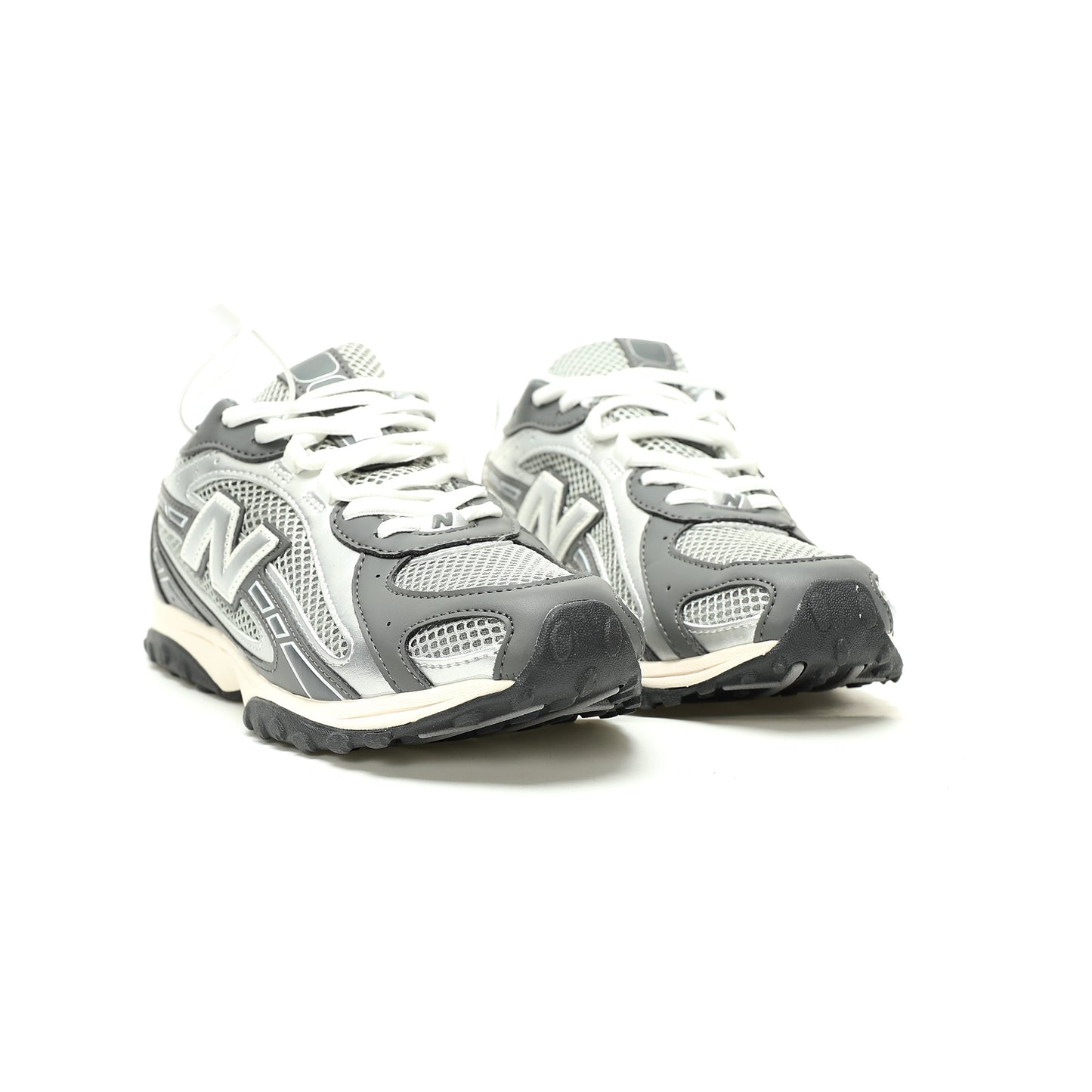 New Balance 204L Shoes