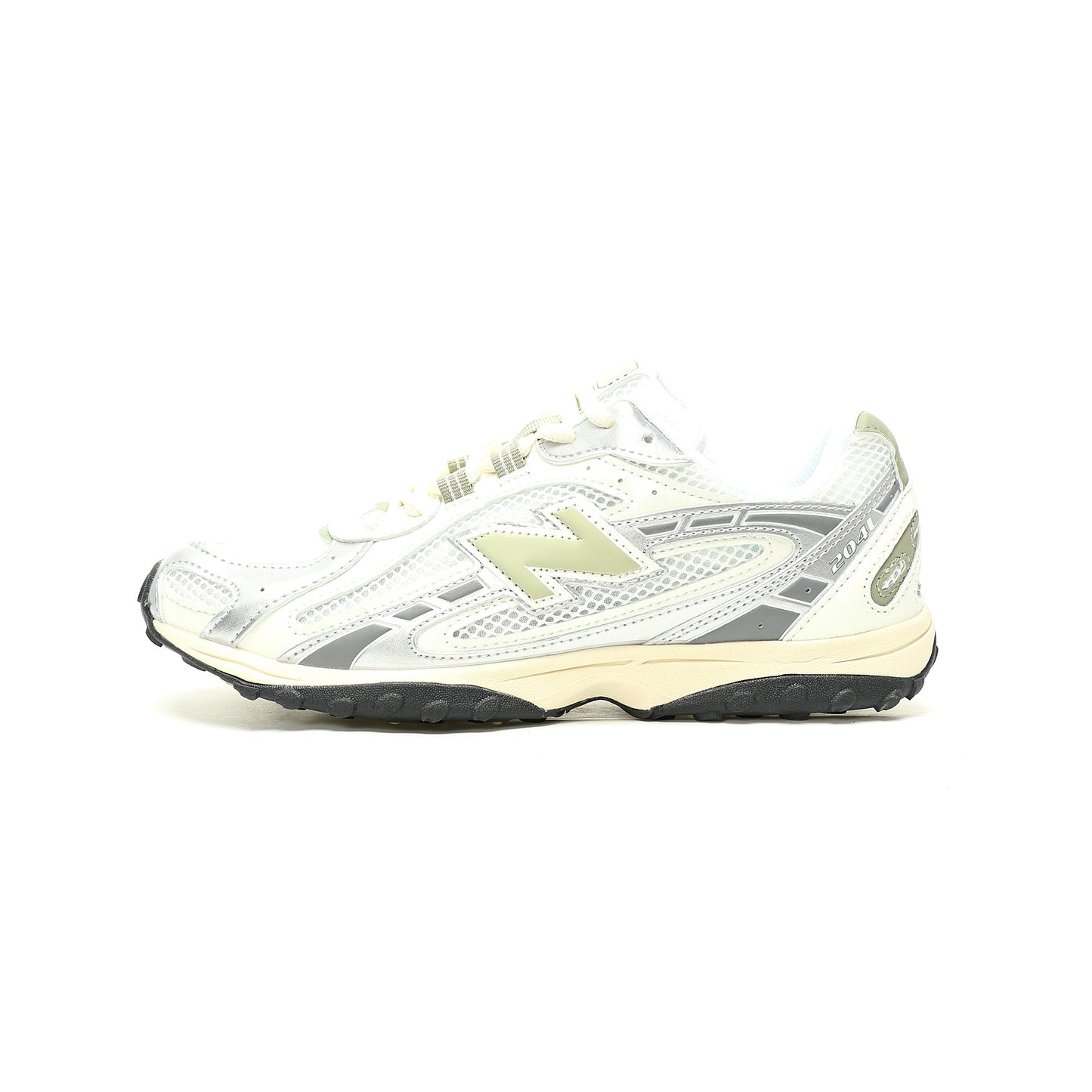 New Balance 204L Shoes