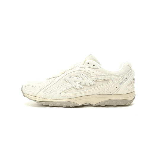 New Balance 204L Shoes