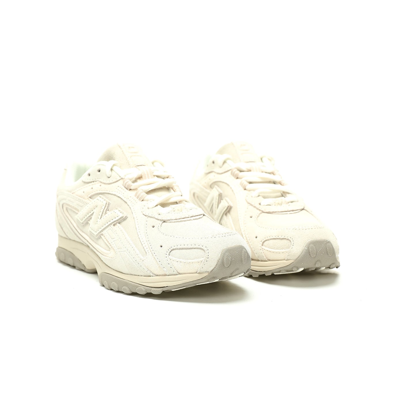 New Balance 204L Shoes
