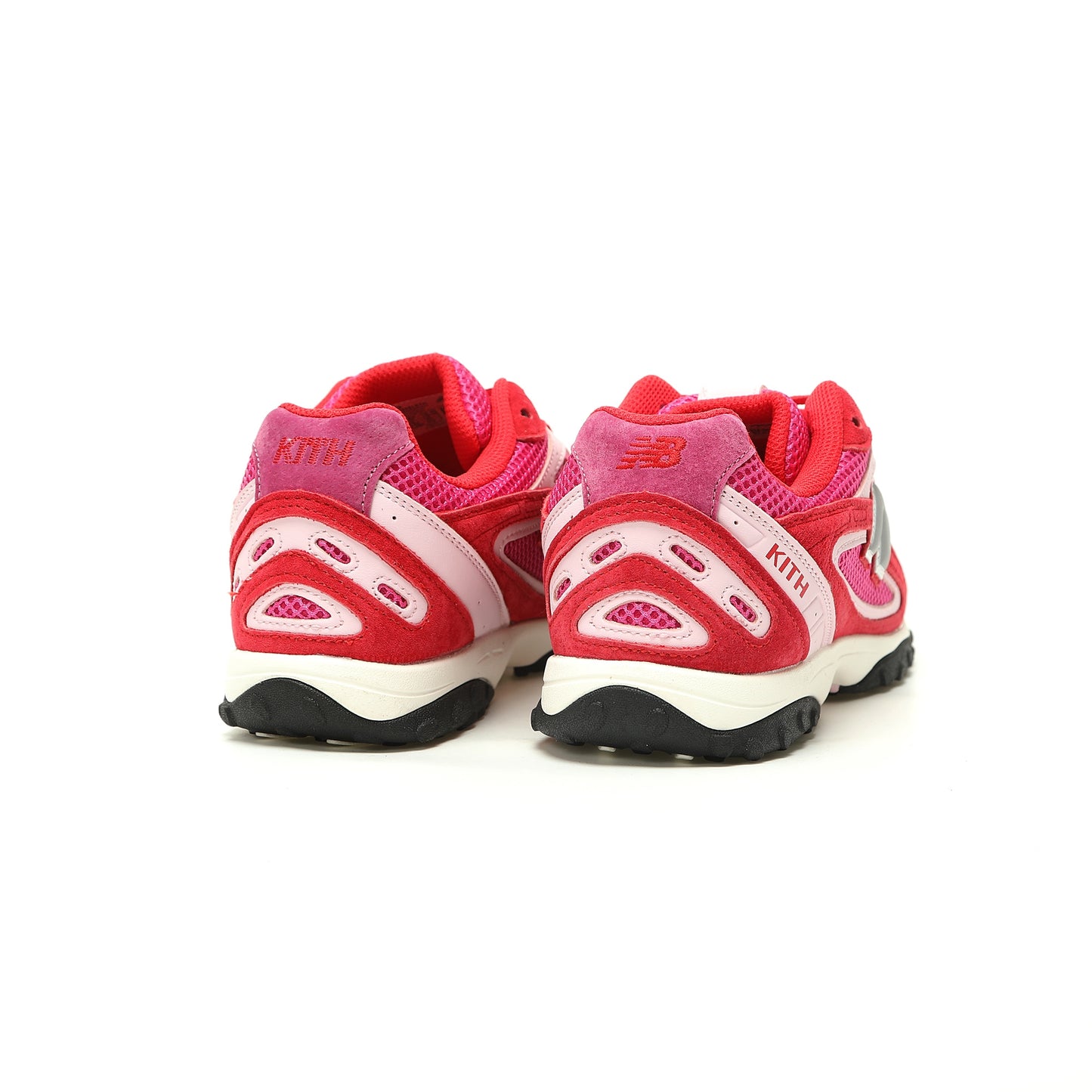 New Balance 204L Shoes