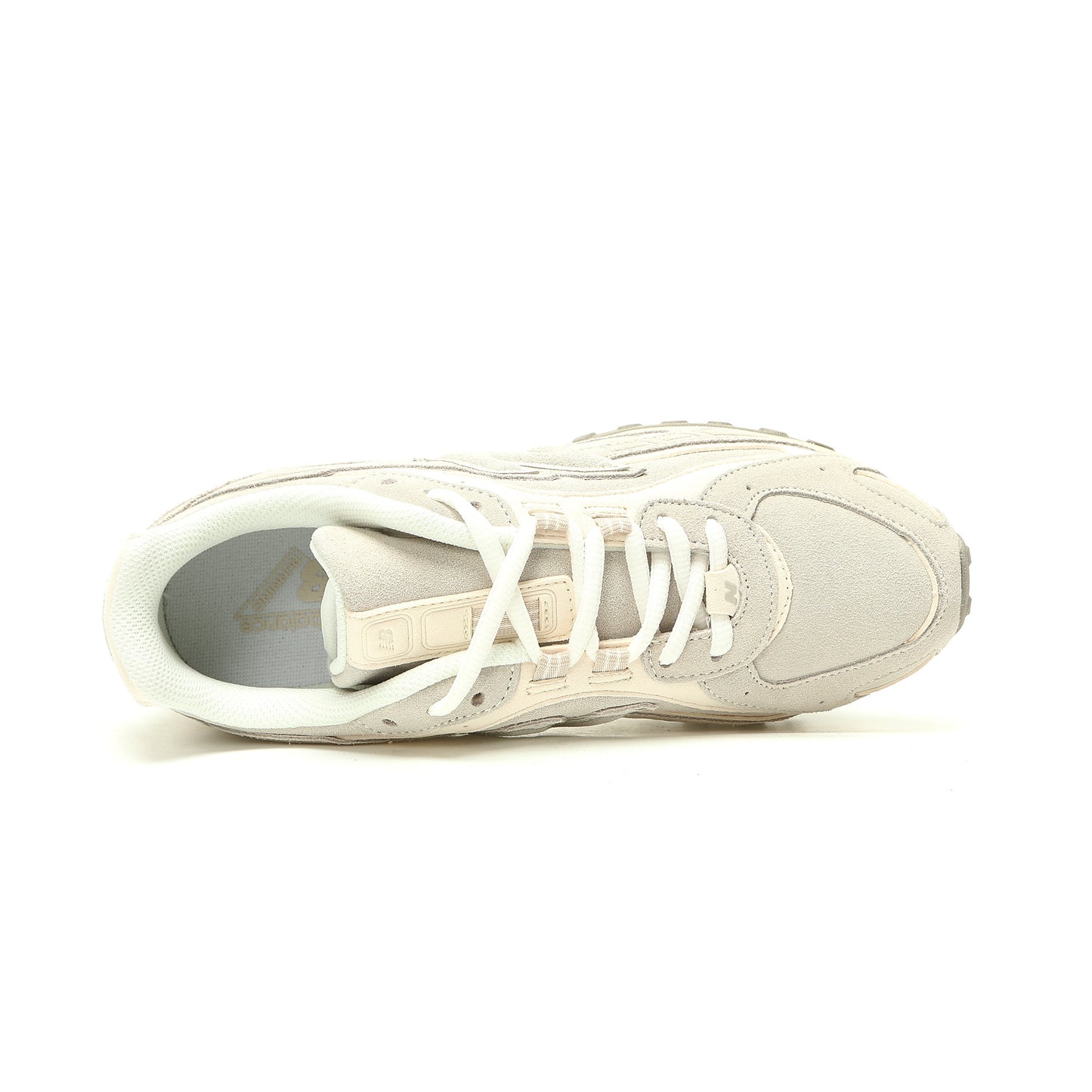 New Balance 204L Shoes