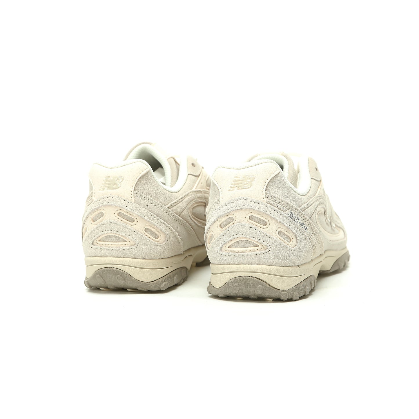 New Balance 204L Shoes