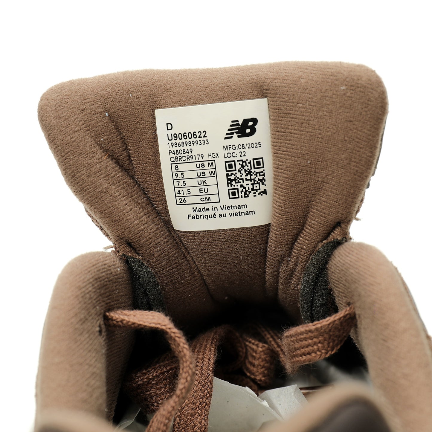 New Balance 9060 Sneaker  Brown