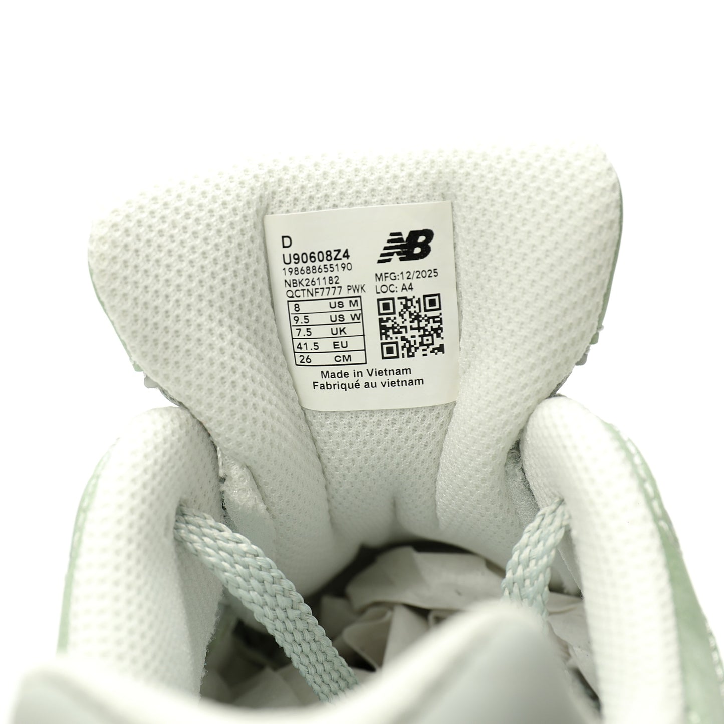 New Balance 9060 Sneaker   Light green