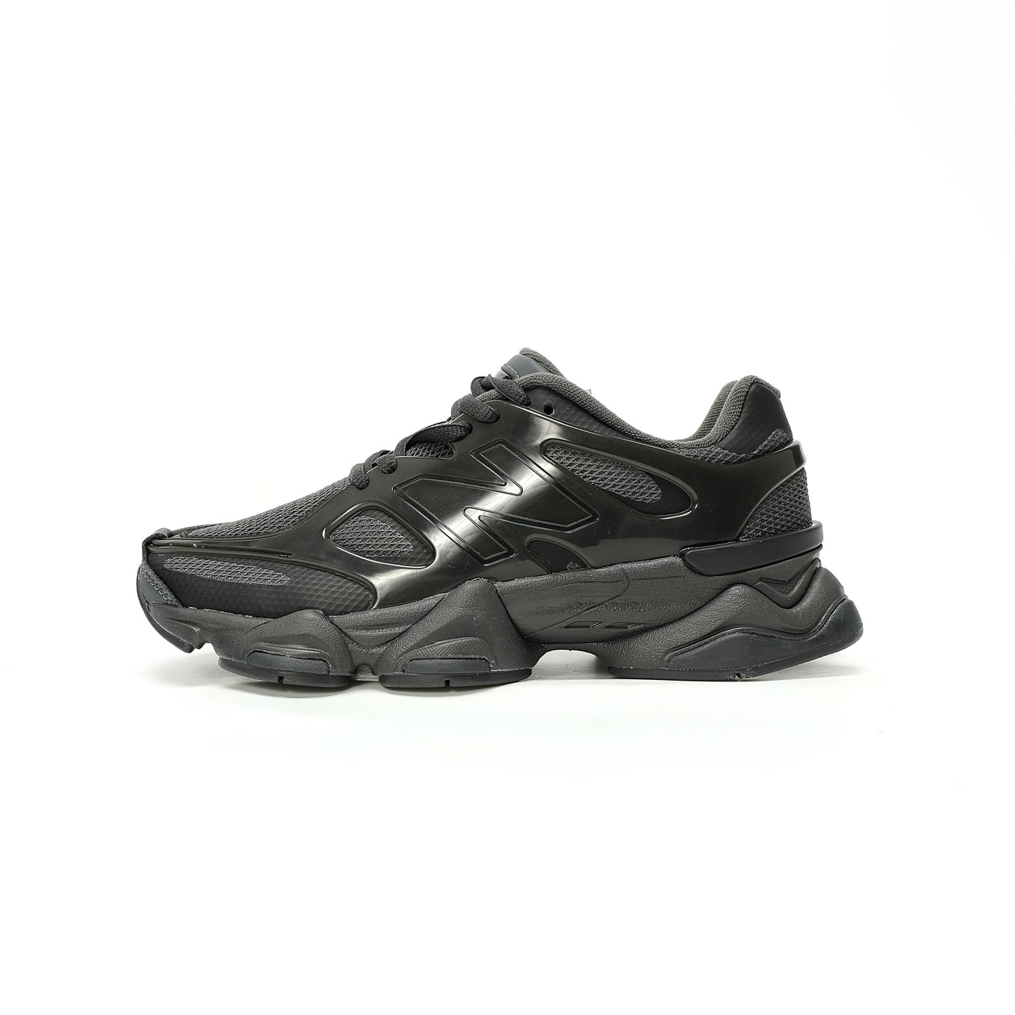 New Balance 9060 Sneaker    TPU / Black