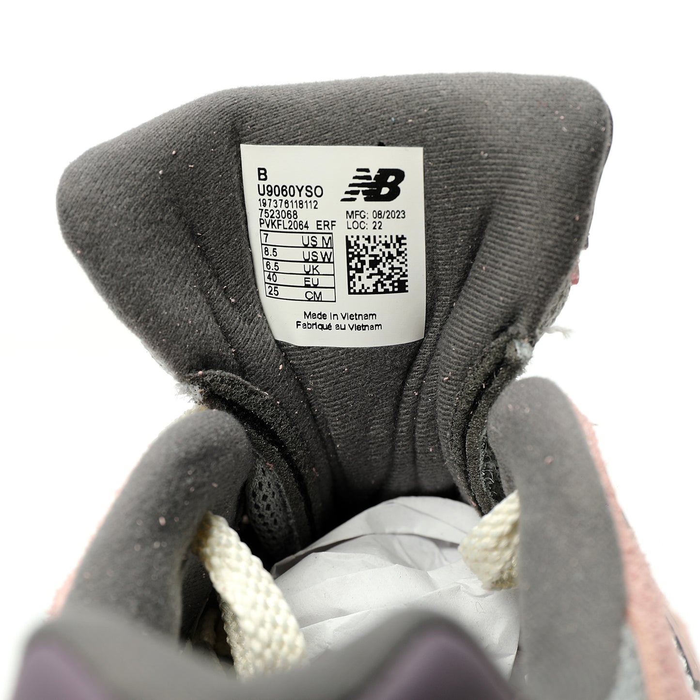 New Balance 9060 Light   Pink / Gray