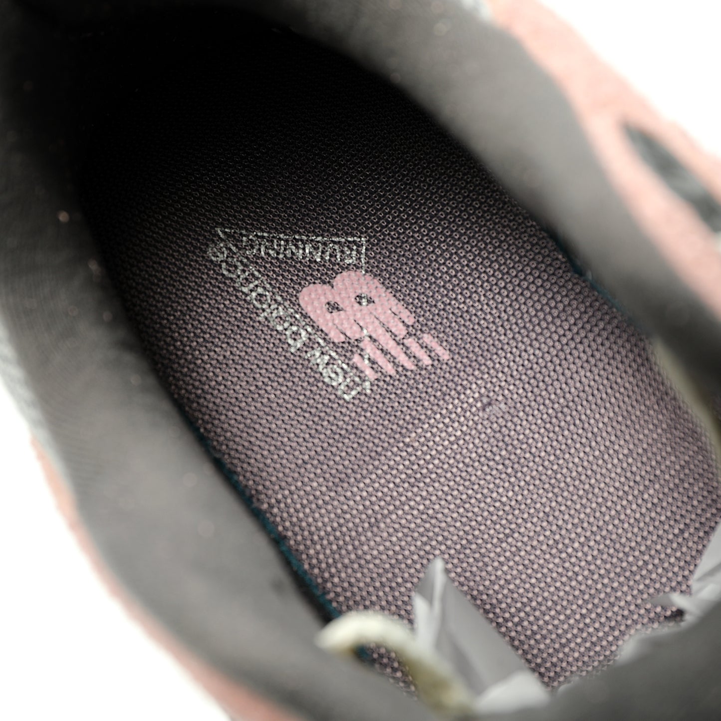 New Balance 9060 Light   Pink / Gray