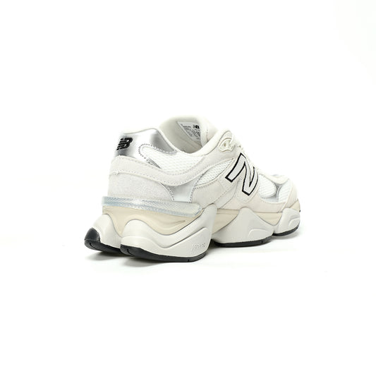 New Balance 9060 Sneaker  White/Grey/Silver