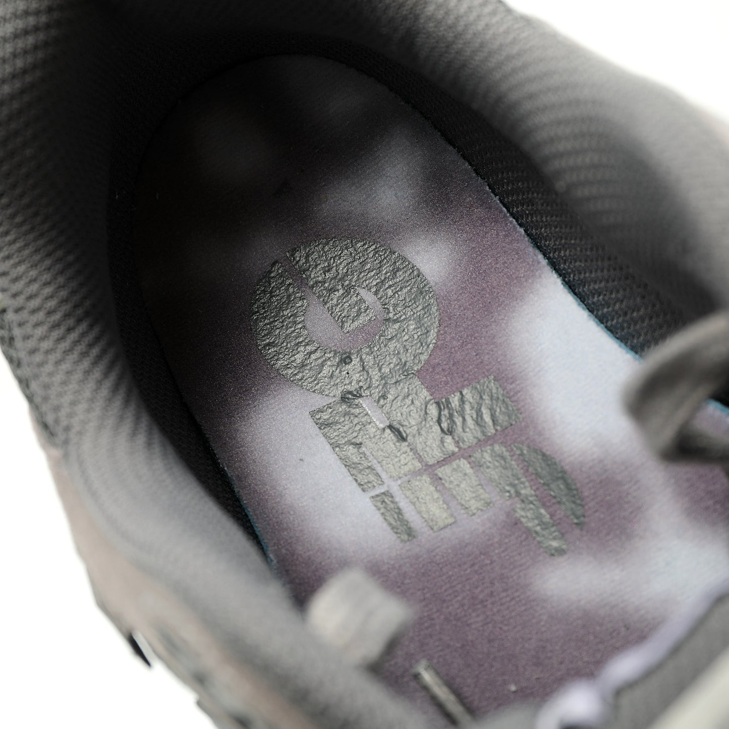New Balance U9060 Sneaker  Yuanzu Grey
