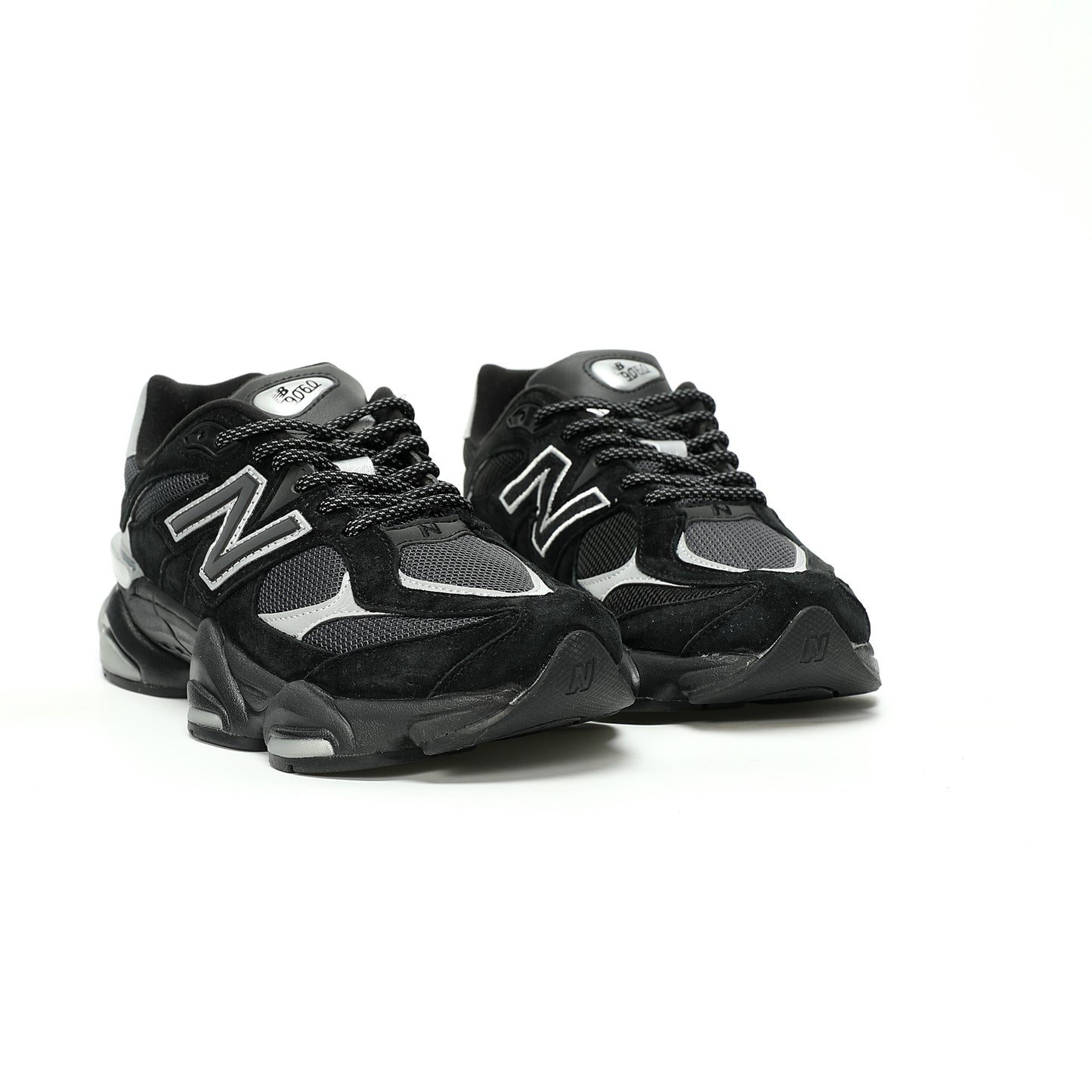 New Balance 9060 Sneaker   Black / Grey / Silver