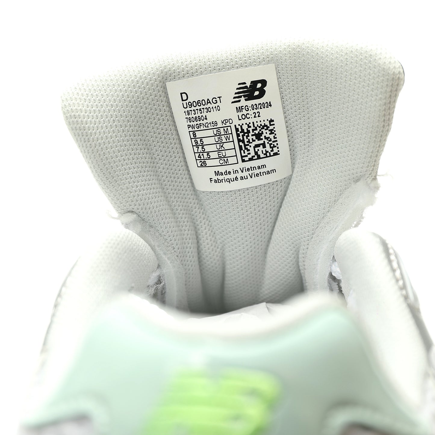 New Balance 9060 Sneaker  Light green / Yellow / Silver
