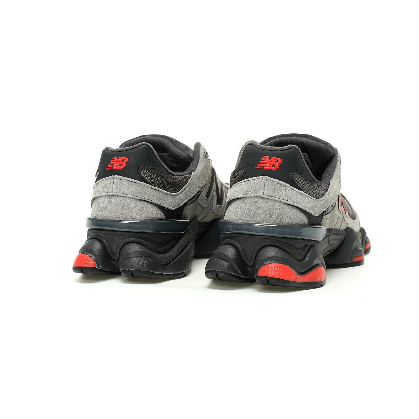 New Balance 9060 Sneaker    Grey / Red