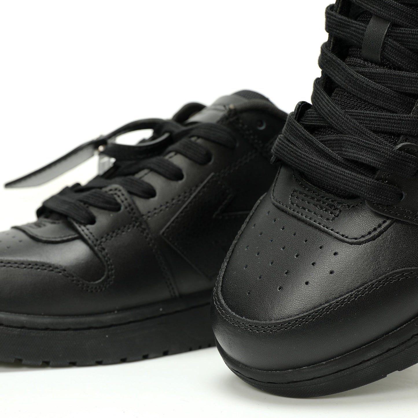 Off-White™ "Out Of Office" OOO Sneaker  Black / Limited Edition Collaboration Style