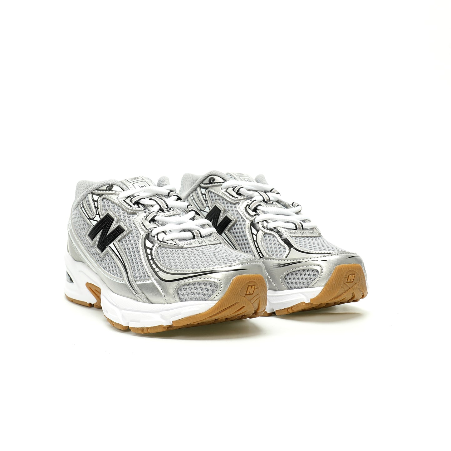 New Balance 740 Retro Sneakers