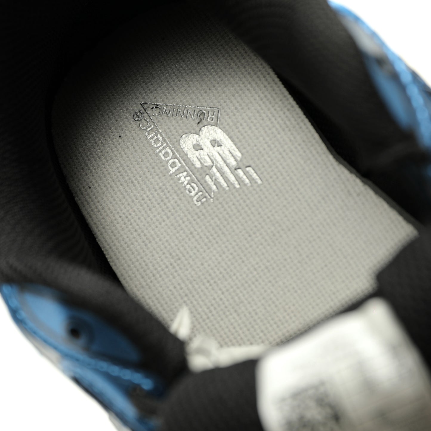 New Balance 740 Retro Sneakers