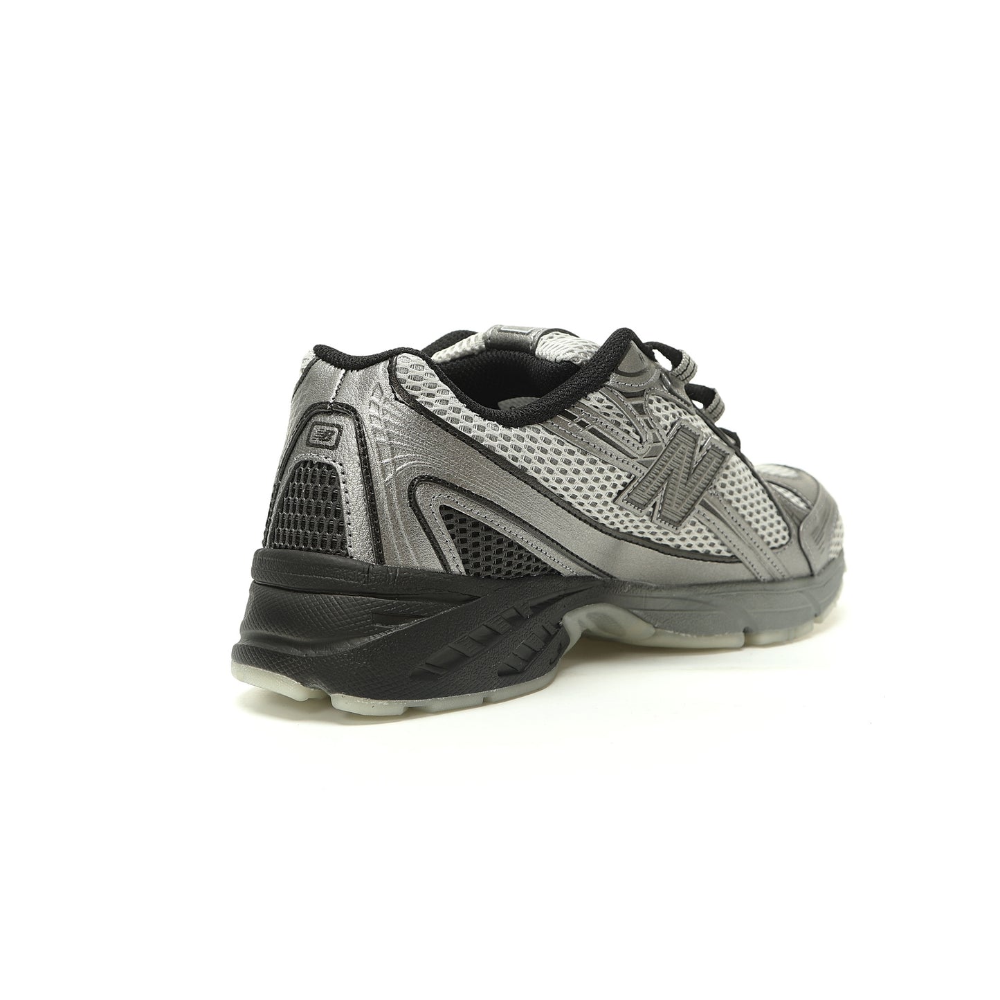 New Balance 740 Retro Sneakers