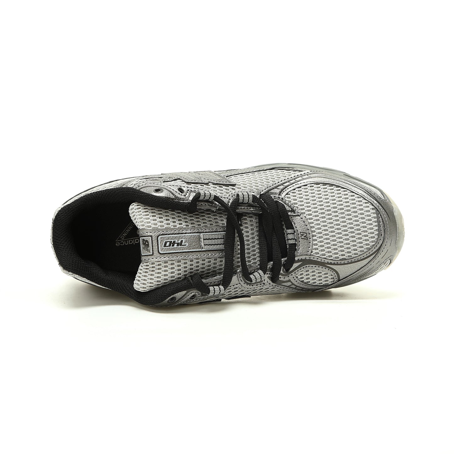 New Balance 740 Retro Sneakers