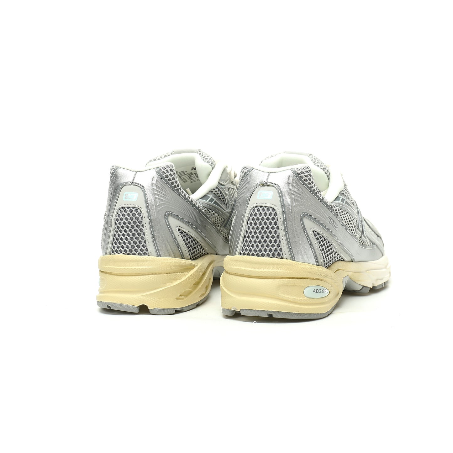 New Balance 740 Retro Sneakers