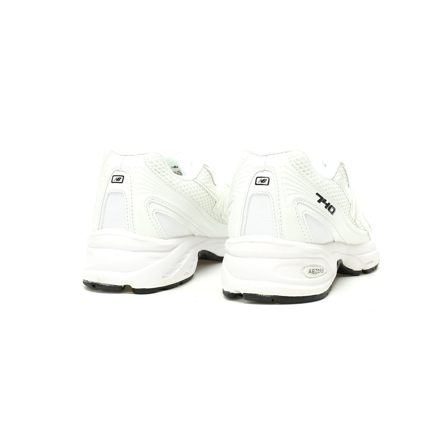 New Balance 740 Retro Sneakers
