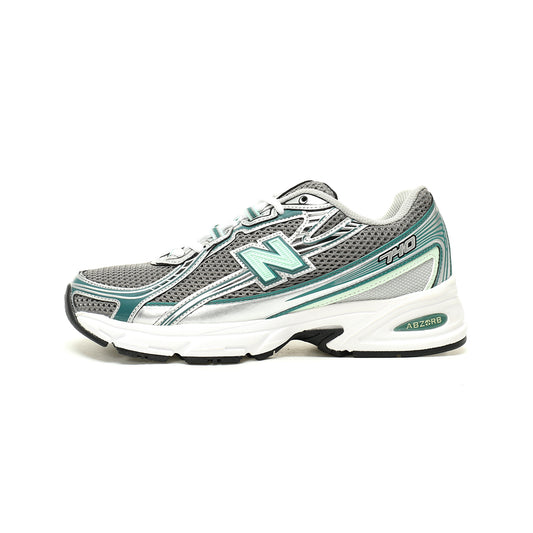 New Balance 740 Retro Sneakers