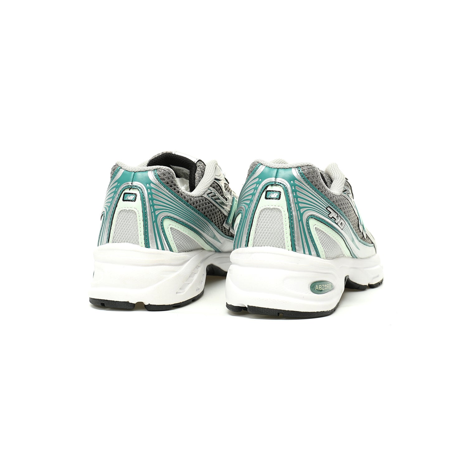 New Balance 740 Retro Sneakers