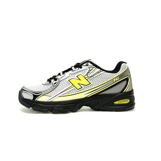 New Balance 740 Retro Sneakers