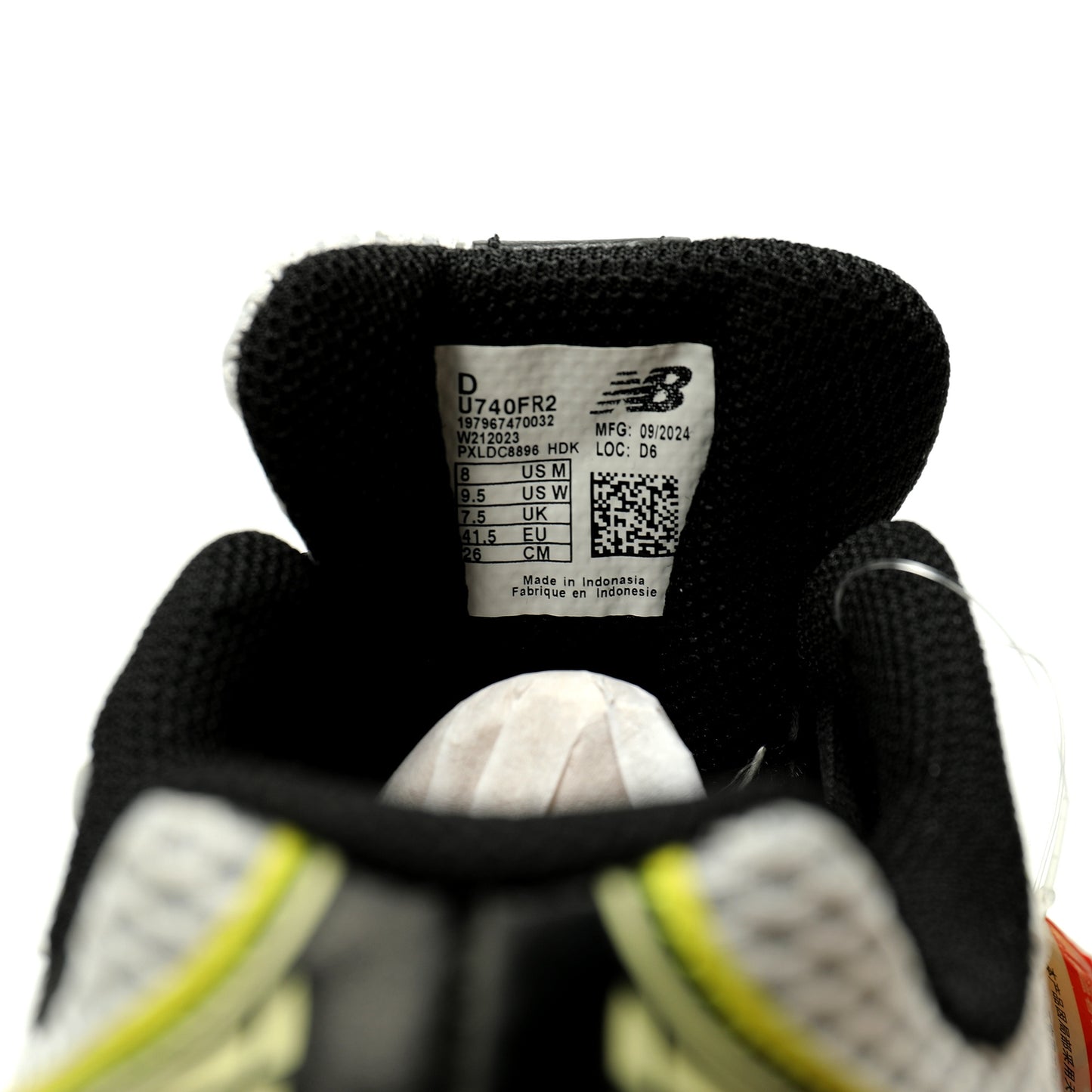 New Balance 740 Retro Sneakers