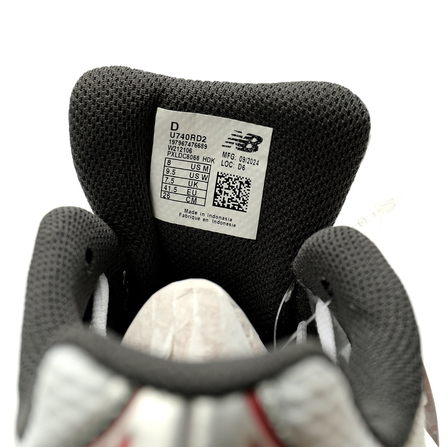 New Balance 740 Retro Sneakers