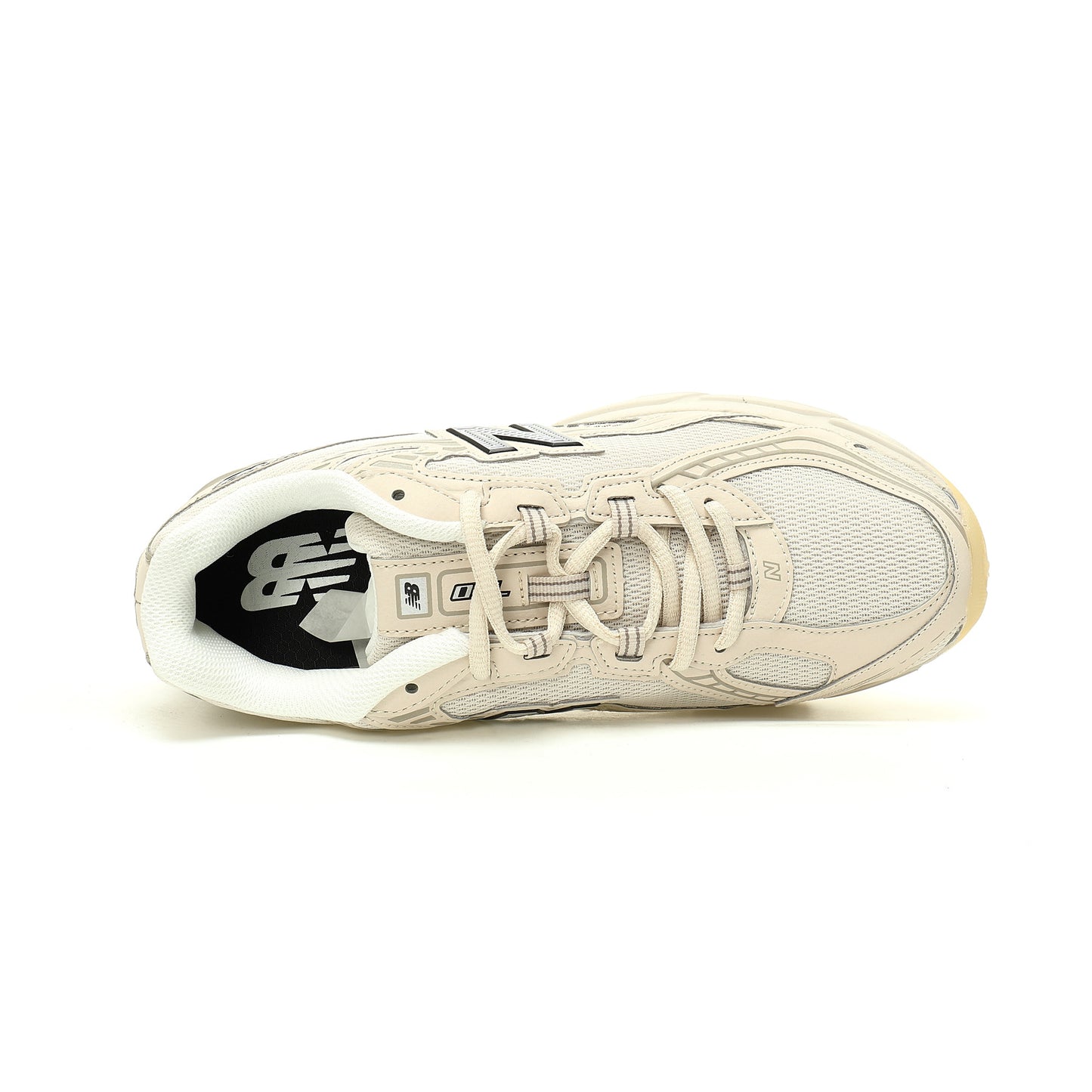 New Balance 740 Retro Sneakers