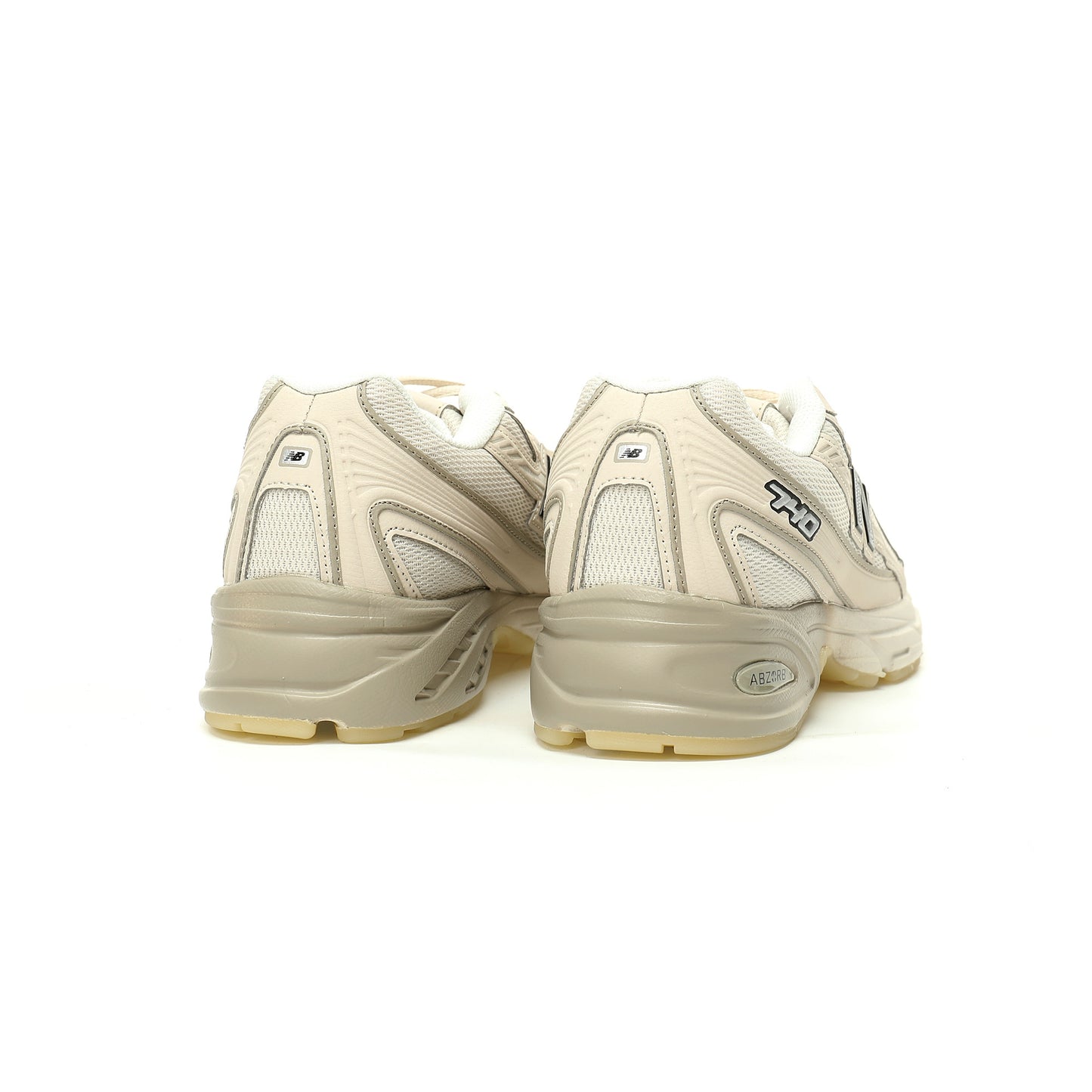 New Balance 740 Retro Sneakers