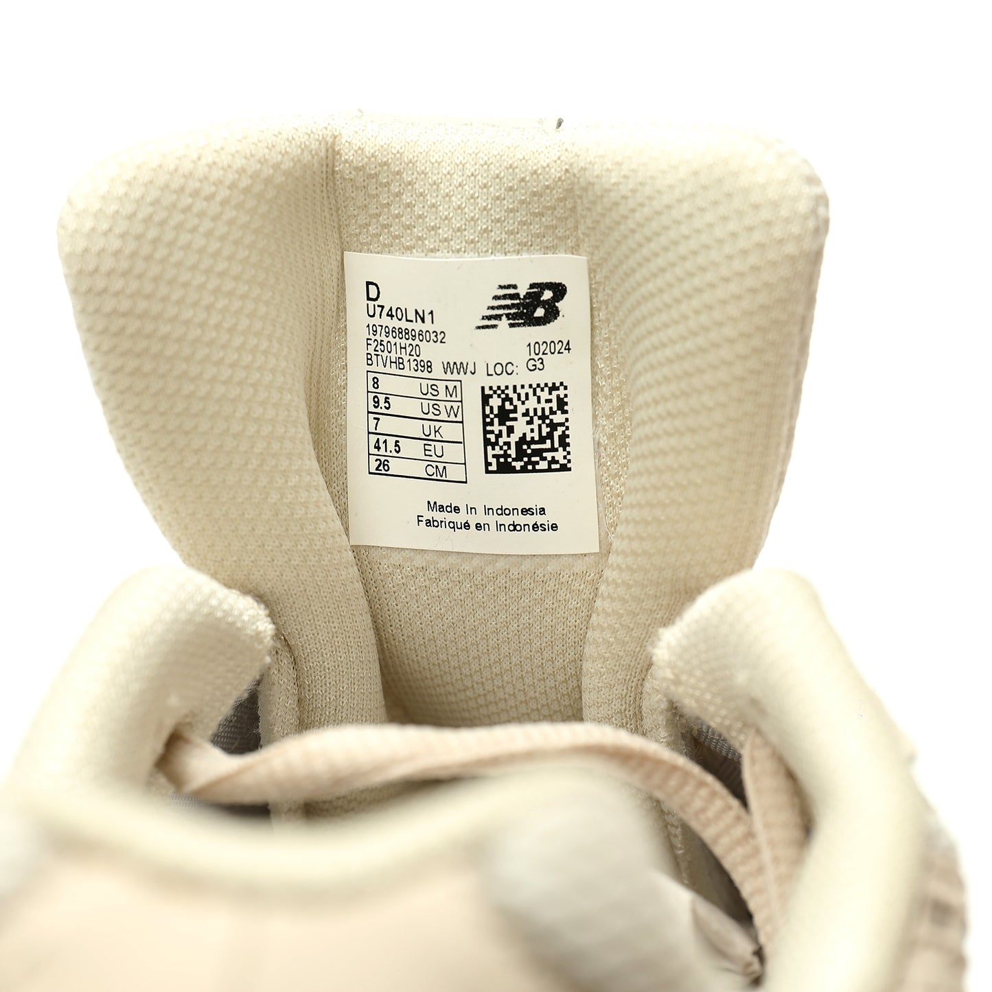 New Balance 740 Retro Sneakers