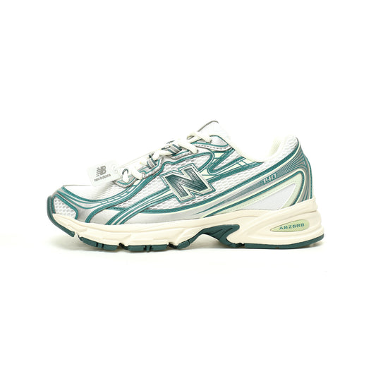 New Balance 740 Retro Sneakers