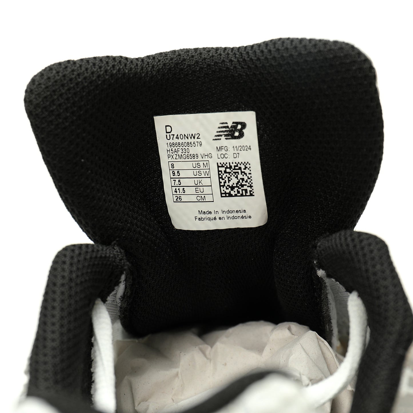 New Balance 740 Retro Sneakers
