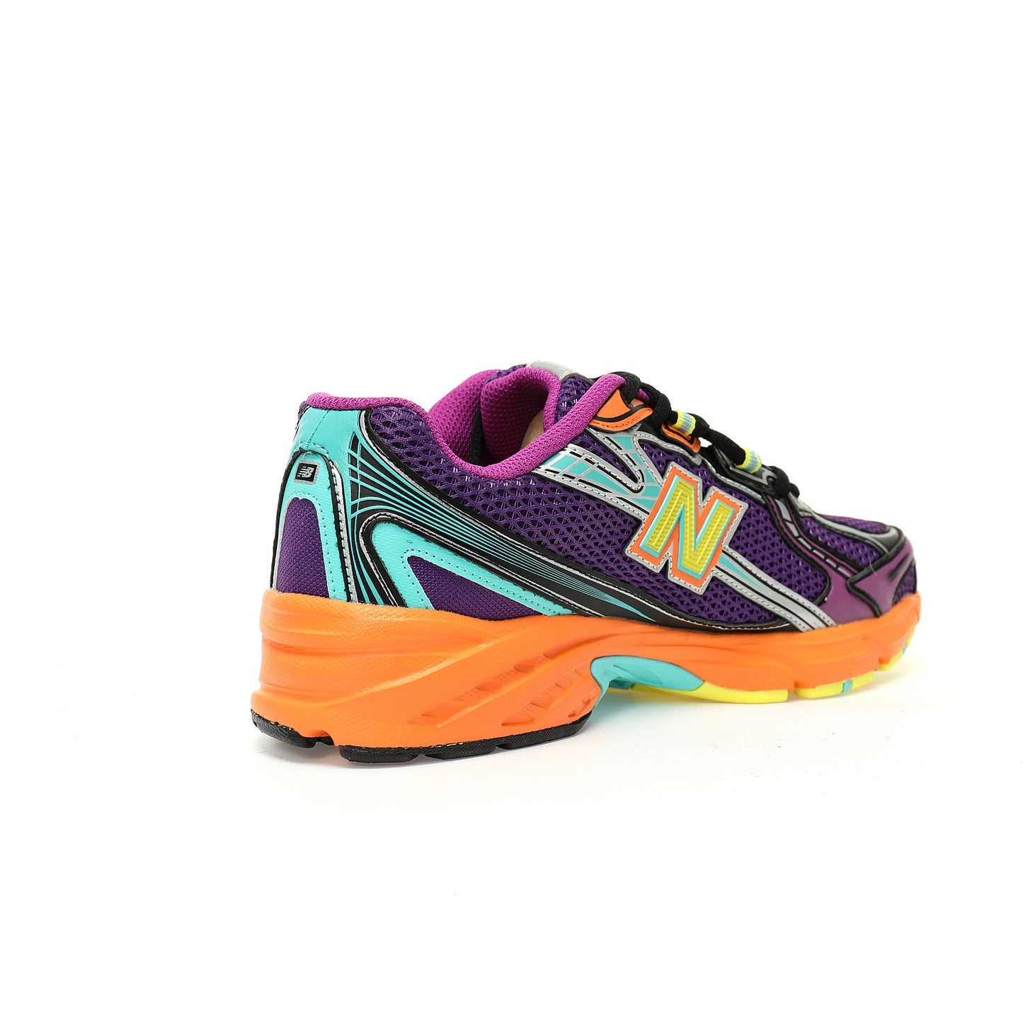 New Balance 740 Retro Sneakers