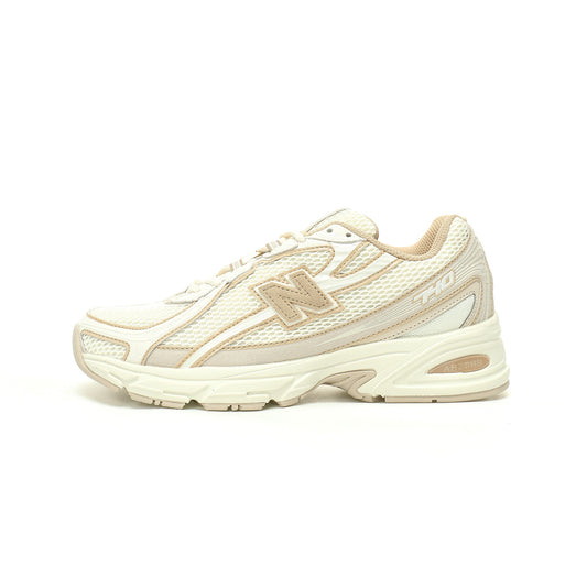 New Balance 740 Retro Sneakers