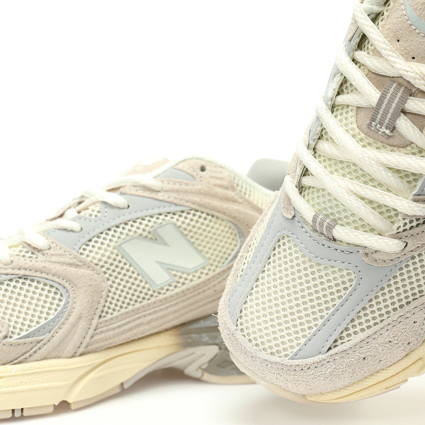 New Balance MR530 Retro Sneakers | Classic Dad Shoe